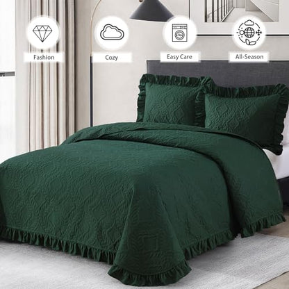 DJY Queen Quilt Set Emerald Green, 3 Pieces Ruffled Bedspreads Quilt | Lightweight Soft Bedding Coverlet for All Seasons, 96''x90'' (Includes 1 Quilt, 2 Pillow Shams) - color: Emerald, size: Queen