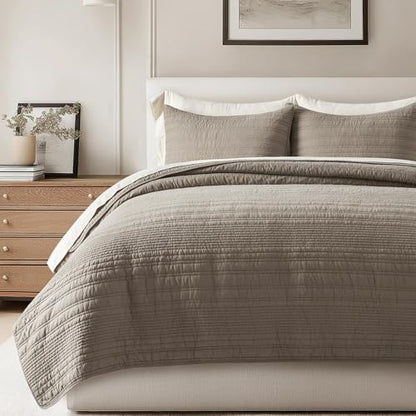 EVERGRACEHOME 100% Cotton Modern Lines Quilt Set King Size, Stone Taupe | Pre-Washed Soft Cotton, Striped Coverlet Bedspread, 3 Piece Lightweight Bedding Set for All Season, with 2 Pillow Shams - color: Stone Taupe, size: King (108" X 92")