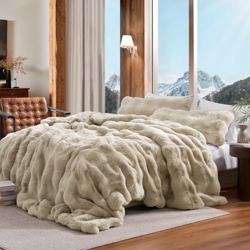Snowball Giant Alaskan King Comforter Set - French Oak - size: Alaskan King