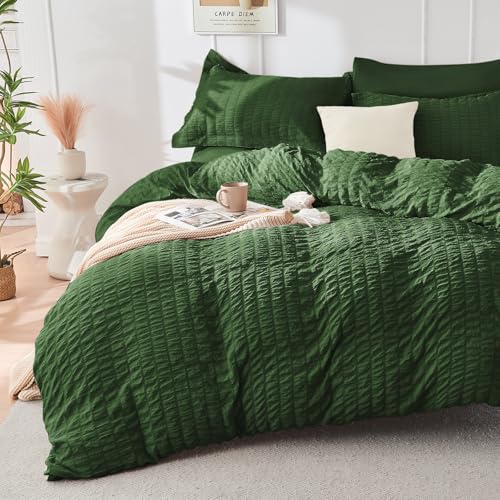 HYMOKEGE Dark Green Twin Size Duvet Cover, Ultra Soft 2-Piece Seersucker Duvet Cover Set with Zipper Closure, Soft Brushed Microfiber Bedding Set with 8 Corner Ties (68"x90", 1 Pillowshams) - color: 04 - Dark Green (No Comforter), size: Twin(68"×90")