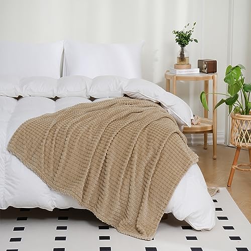 Puncuntex Fleece Throw Blanket Khaki 108"×90" with Square Grid Design | Super Soft Plush Cozy Flannel Throw Blanket Luxury for Couch Sofa Chair - color: Khaki, size: 108"×90"