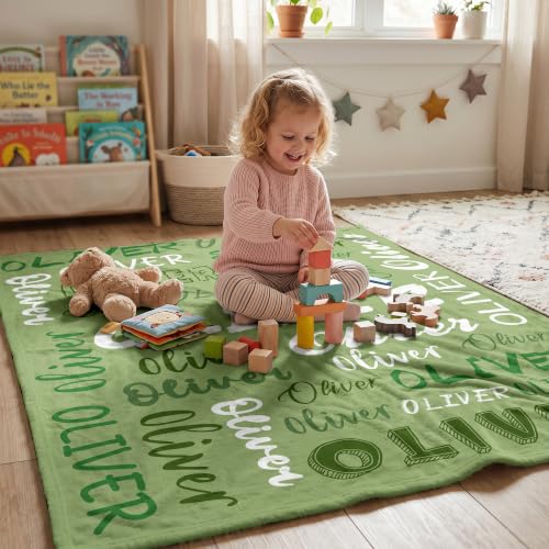 Personalized Blanket with Name, Custom Name Blanket Gifts for Kids Adults Boys Girls Teen, Soft Customized Fleece Flannel Throw for Bedroom Living Room, Birthday Christmas - color: Green