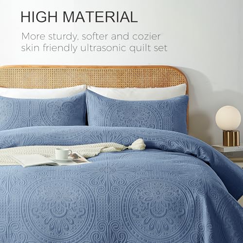 WURUIBO Full/Queen Quilt Set Bluish Grey,Ultrasonic Embossed Bedspread, Lightweight Microfiber Coverlet, Modern Thin Bedding Set for All Season, 3 Piece(1 Quilt,2 Pillow Shams) - color: Bluish Grey, size: Full/Queen(90"x96")