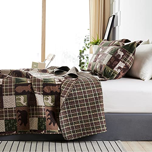 Reversible Lodge Plaid Bedding Moose Bear Quilt King Size Rustic Bedspread Cabin Coverlet Wildlife Forest Daybed Cover Summer Lightweight Bed Cover Pillow Shams - color: Brown Green, size: King(108"x96")