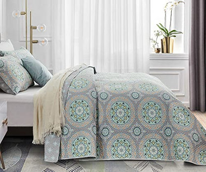 CHIXIN Boho Quilt Queen Size - Bohemian Chic Medallion Design - Lightweight Bedspread Coverlet Set, Ultrasonic Quilting Mandala Bedding Cover for All Season, 3 Piece, Aqua Blue - color: Skyblue/Wheat/White, size: Full/Queen(90"x92")