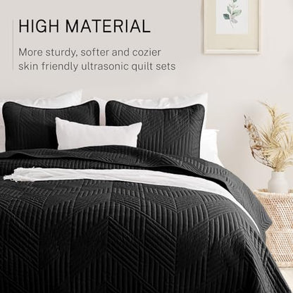 Exclusivo Mezcla Ultrasonic Full Queen Quilt Bedding Set, Black | Lightweight Bedspreads, Soft Microfiber, Modern Geometric Coverlet, All Season Bed Cover, 1 Quilt and 2 Pillow Shams - color: Black, size: Full/ Queen (90"x96")