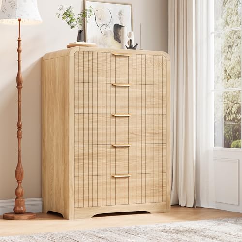 Jocoevol Fluted 5 Drawer Dresser, 43" Tall Dresser Chest of Drawers Curved Profile Design, Wood Mid Century Vertical Dresser Natural Texture for Bedroom, Natural Oak Dresser