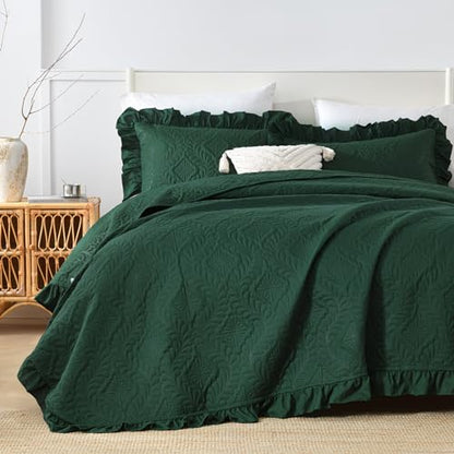 DJY Queen Quilt Set Emerald Green, 3 Pieces Ruffled Bedspreads Quilt | Lightweight Soft Bedding Coverlet for All Seasons, 96''x90'' (Includes 1 Quilt, 2 Pillow Shams) - color: Emerald, size: Queen