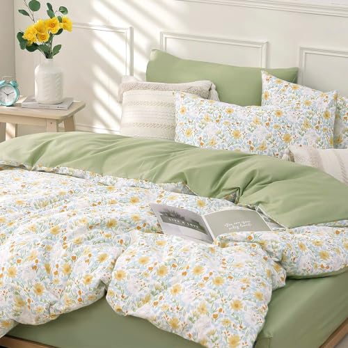 LEMIROE Floral Cotton Comforter Twin Size 2Pcs - Yellow and Blue Tiny Flowers & Little Lambs on White, Sage Green Back, Reversible Lightweight Bedding Sets with Soft Fill(1 Comfoter, 1 Pillowcase) - color: Tiny Blooms & Lambs - Sage Green, size: Twin/Twin