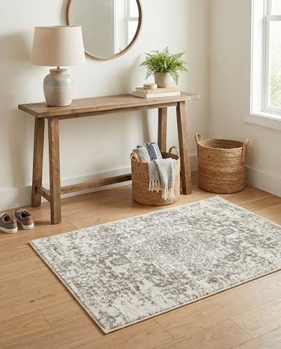 Rugs.com - Arlington Collection Rug – 2' x 3' 1 White Traditional Rug – Distressed Medallion Design, Perfect for Entryways, Kitchens, and Bathrooms - color: White, size: 2' x 3' (Rectangular)