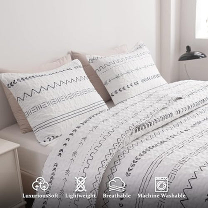 DURLENGEN White Quilt Set Queen Size 3Pcs,Bohemian Design with White & Black Geometric Pattern Printed on White, All Season Lightweight Bedspread Coverlet Sets(Queen 90x96,Boho White) - color: Boho White, size: Queen(90" x 96")