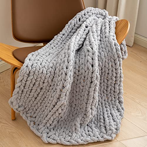 WESHIONGOO Chunky Knit Blanket Throw for Couch 40"×40" Light Grey | 100% Handmade Knitted Throw blankets Fluffy Soft Blanket With Jumbo Chenille Yarn Thick - color: Light Grey, size: 40"x40"(Small Size Throw)