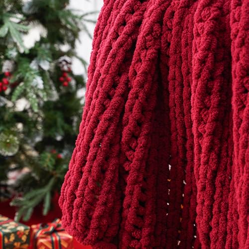 Chunky Knit Throw Blanket for Couch, Christams Red Throw Blanket 50"x60" - color: Red