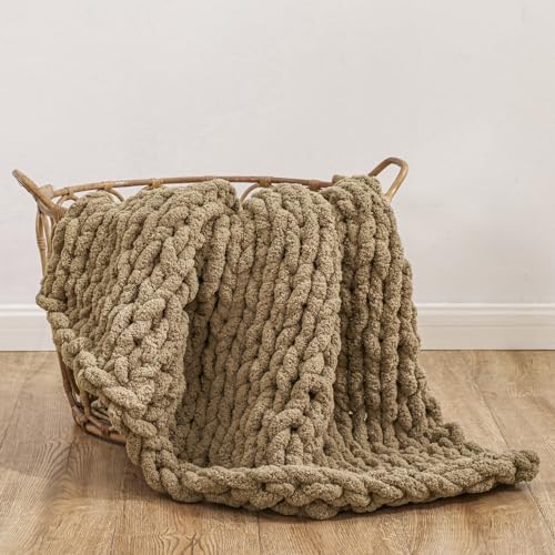 WESHIONGOO Chunky Knit Blanket Throw for Couch Bed 40"×40" Brown | 100% Handmade Knitted Throw Blanket Fluffy Soft Blanket with Jumbo Chenille Yarn Thick - color: Brown, size: 40"x40"(Small Size Throw)
