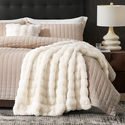 Faux Fur Throw Blanket, Ultra Soft Fuzzy Plush Bubble Blanket for Couch, Bed & Living Room, 60"x80", Cream White - color: Cream White, size: 60" x 80"