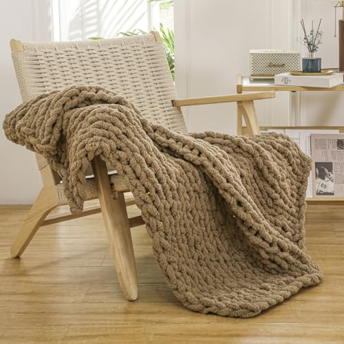 WESHIONGOO Chunky Knit Blanket Throw for Couch Bed 40"×40" Brown | 100% Handmade Knitted Throw Blanket Fluffy Soft Blanket with Jumbo Chenille Yarn Thick - color: Brown, size: 40"x40"(Small Size Throw)