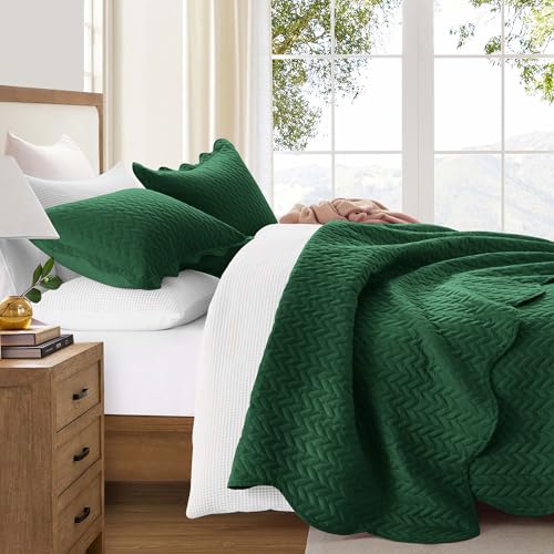 MOONLIGHT20015 Twin Quilt Set (66" x 86") with 1 Pillow Sham (20" x 26"+2") for All Seasons - 2 Pcs Reversible Bedding Set Lightweight Microfiber Coverlet Embossed Pattern Quilted Bedspread (Emerald) - color: Emerald, size: Twin