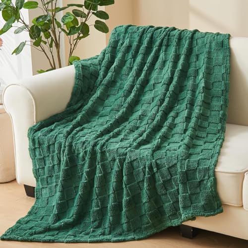 NEWCOSPLAY 3D Checkered Flannel Throw Blanket, Dark Green, 50"x70" | Super Soft Cute Lightweight Decorative Premium Silky Fleece Blanket for Couch Sofa Bed, Gift for Women Men, All Season Use - color: Dark Green Checkered, size: Throw(50"x70")