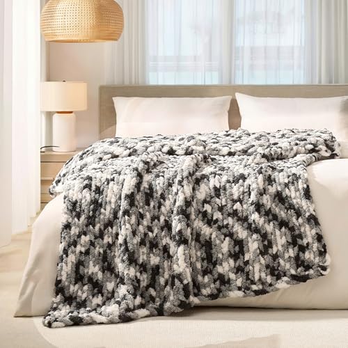 L'AGRATY Chunky Knit Throw Blanket for Couch, 60 x 80 Inches, Black White | Handmade Chenille Crochet Blanket for Sofa Bed, Thick Cable Knitted Blankets for Room Home Decor, Birthday Gift for Women Mom - color: Black and White, size: 60"x80"