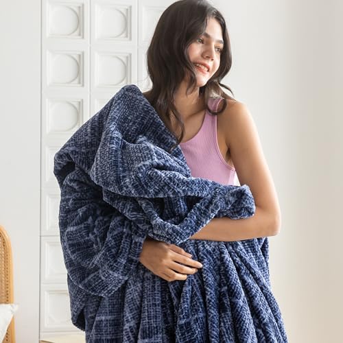 COOVA Fleece Bed Blanket King Size, Super Soft and Cozy 3D Jacquard Warm Blankets, Lightweight and Fuzzy Large Throw for Couch, Sofa, Chair, Giftable (Navy Blue, 90"x102") - color: Graphite Navy Blue, size: 90"x102"