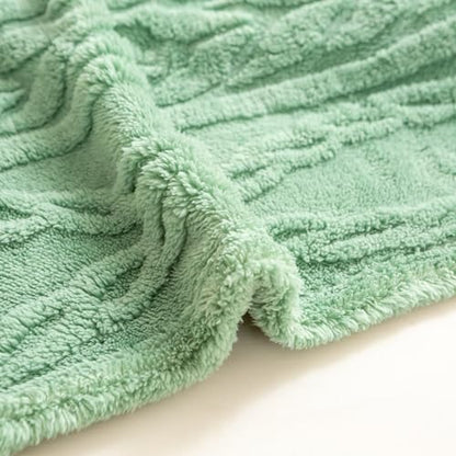 YUSOKI Sherpa Fleece Queen Size Blanket, Sage Green, 90"x90" | 3D Stylish Design,320GSM, Non-Shedding, Lightweight for All Season Use, stays fluffy after repeated washes, Perfect Gifts - color: Sage Green-(without Pillows), size: Queen (90" x 90")