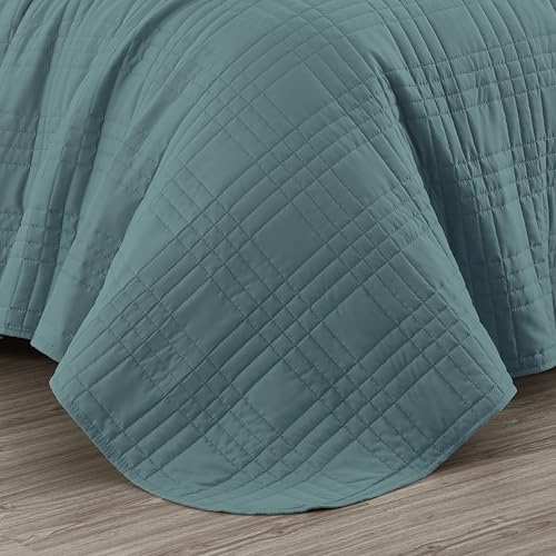 Chezmoi Collection Kingston King Size Bedspread Set, 3-Piece Blue Oversized Quilted Microfiber Lightweight Bedspread Coverlet (118"x106") for All Seasons - color: Blue, size: King