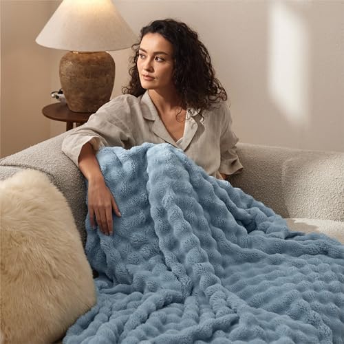 Bedsure Blue Twin XL Blankets for Bed - 3D Fleece Bubble Blanket for Sofa Bed Room Decor - Luxury Soft Cozy College Dorm Room Essentials for Girls, Lightweight, All Seasons, Celestial Blue, 66"×90" - color: 03 Celestial Blue, size: Twin XL (66" X 90")