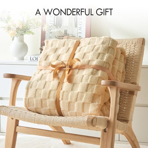 Kaisa Soft Fleece Blanket Throw, Premium 3D Checkered Blanket for Couch Sofa Bed Home Decor, Breathable Fleece Cozy Warm Luxury Lightweight Plush Blankets for All Season Use, 60"x80", Light Brown