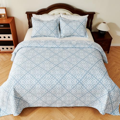 EVENHUG 100% Cotton Quilt Set King Size Bedding Sets with Pillow Shams Breathable Lightweight Bedspreads Coverlet for All Season 3 Piece (106"x96") - color: Blue White, size: King