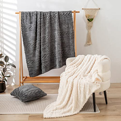 YUSOKI Sherpa Fleece Large Throw Blanket, Grey, 50"x65" | 3D Stylish Design,320GSM, Non-Shedding, Lightweight for All Season Use, stays fluffy after repeated washes, Perfect Gifts - color: Grey-(without Pillows), size: Throw (50" x 65")