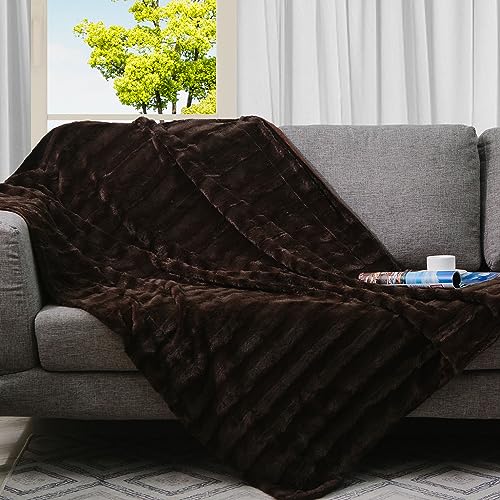 Cheer Collection Faux Fur Throw Blanket – Plush Blanket for Couch and Bed, Soft Throw Blanket, Cozy & Fluffy Fur Blanket for Snuggling, Gifting & Home Décor, Machine Washable, 60" x 70", Choco - color: Chocolate, size: 60x70