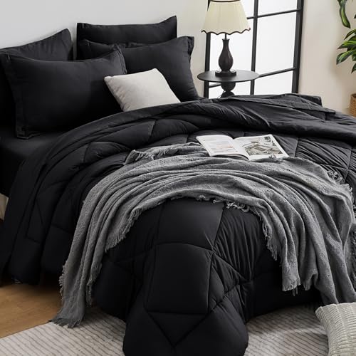 7-Piece Queen Comforter Set, Black | Reversible, All-Season, Soft, 7 Piece Set, All-Season Reversible Bed in a Bag, Flat Sheet, Fitted Sheet, Pillowcases - color: Black, size: Queen