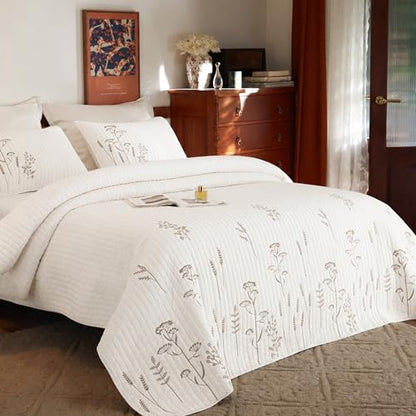 MarCielo 3pcs Cotton Quilt Set, White Floral | Bedspread Coverlet, With Shams - color: White Wildflower, size: Queen (98" x 90")