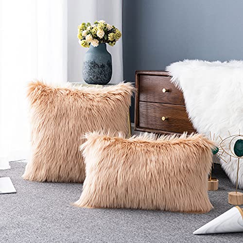 LIGICKY Luxury Series Soft Faux Fur Throw Pillow Cover Decorative Square Plush Pillow Case Cushion Cover for Couch Sofa Bed, 18" x 18" Khaki - color: Khaki, size: 18" x 18" (Pack of 1)