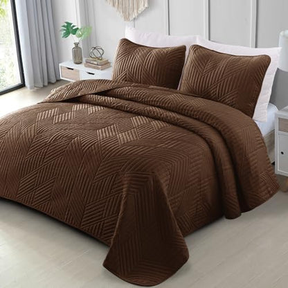 Exclusivo Mezcla Ultrasonic Twin Quilt Bedding Set, Brown | Lightweight Bedspreads, Soft Microfiber, Modern Geometric Coverlet, All Season Bed Cover, 1 Quilt and 1 Pillow Sham - color: Brown, size: Twin (68"x88")