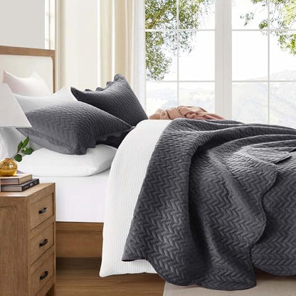 MOONLIGHT20015 Twin Quilt Bedding Set (68” x 86”) - Bulk Pack of 10 Wholesale for Hotels, Guest Bedroom & Airbnbs - Lightweight Microfiber Reversible Embossed Quilts Bedspreads (Charcoal) - color: Charcoal/Dark Grey, size: Twin (10 Pack)