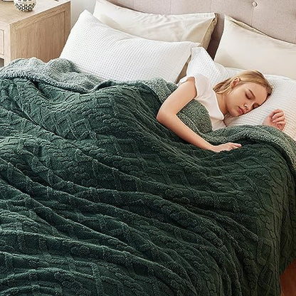 Bedsure Gentlesoft Sherpa Fleece Throw Blanket for Couch - Fluffy & Cozy Cable Jacquard Tufted Throw for Women Gift, Thick and Warm Christmas Blanket for Winter, Dark Green, 50x60 Inches | Ultra-Soft, Cozy, Thick for Winter, Ideal for Couch, Sofa, Gift fo