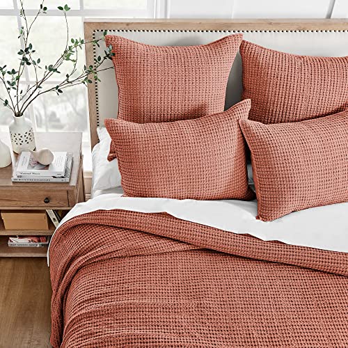 Levtex Home Mills Waffle Twin XL/Twin Quilt Set (68x86in) with 1 Pillow Sham (26x20in) - Adobe - 100% Cotton Twin Size Quilt Bedding Set - Lightweight, Soft, Pre-Washed - color: Adobe, size: Twin Quilt