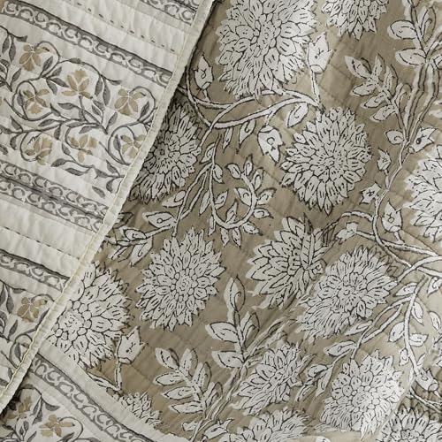 Levtex Home - Adare Taupe - Throw - Bordered Floral - Taupe, Grey and Cream -Quilted Throw (50x60in.) - Cotton - color: Taupe
